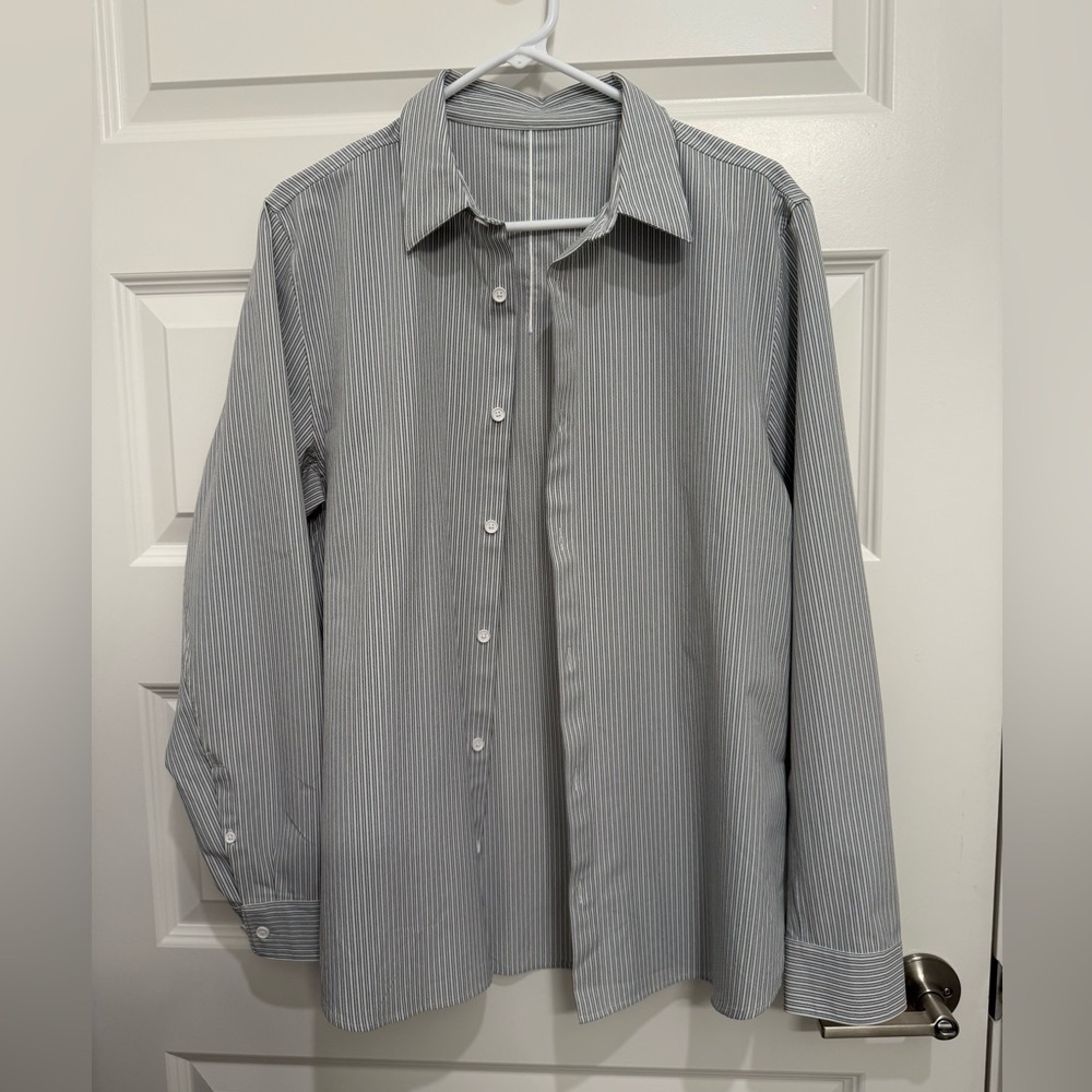 Lululemon men’s new venture shirt size medium